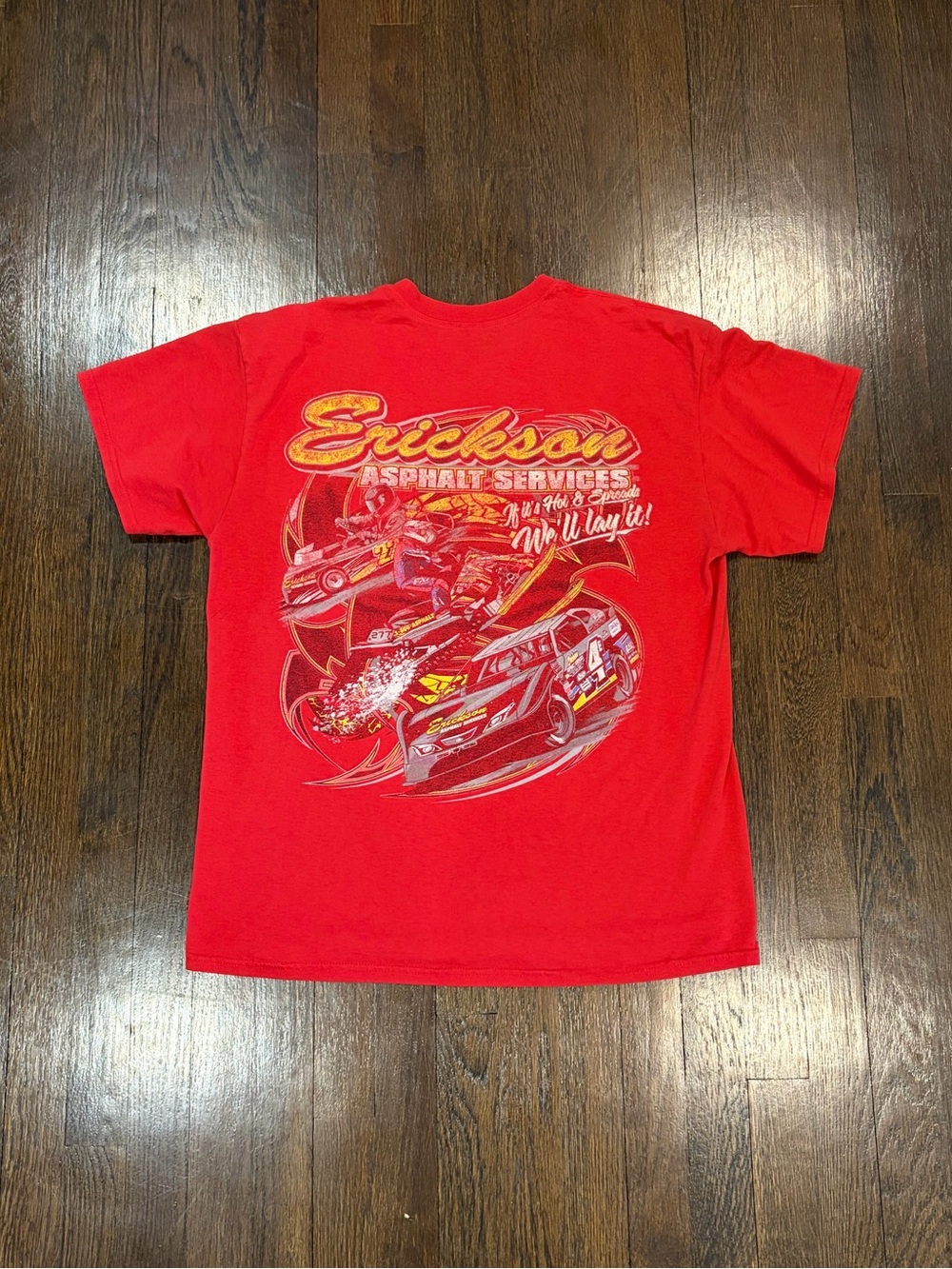 Red vintage 90s racing graphic tee